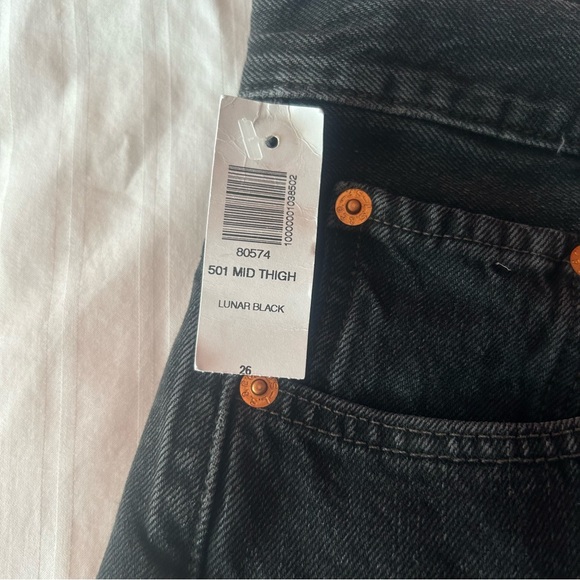 NWT levi’s 501 jean shorts - Picture 3 of 6